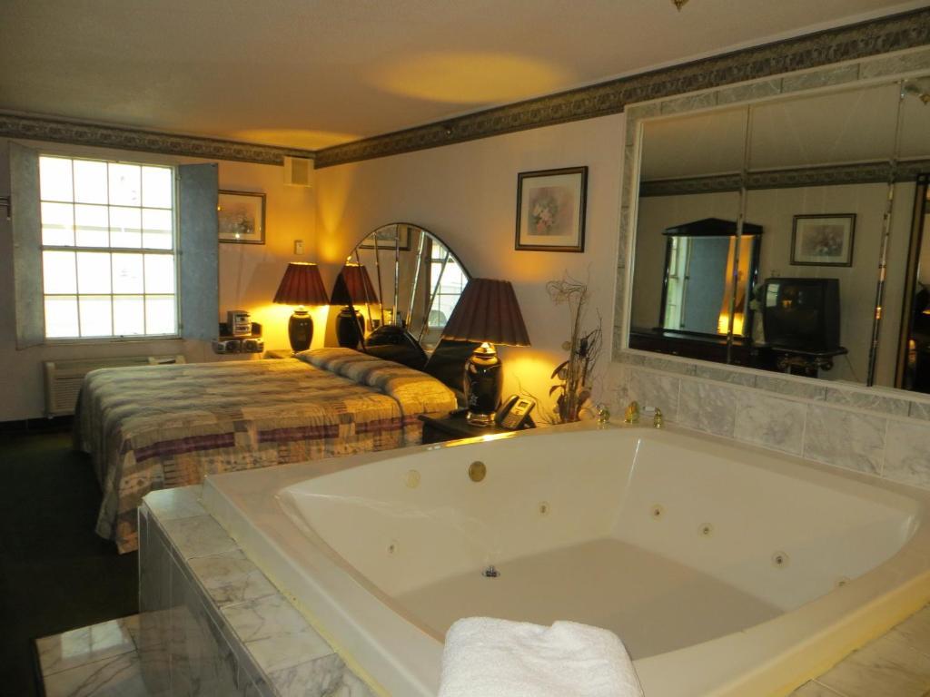 Hollywood Inn & Suites Gurnee Dış mekan fotoğraf